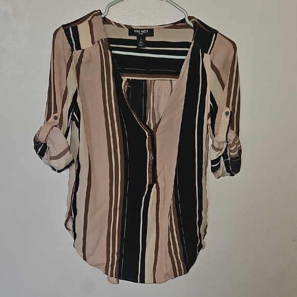 Nine West Tan Button Down Blouse Relaxed Fit - Picture 3 of 6